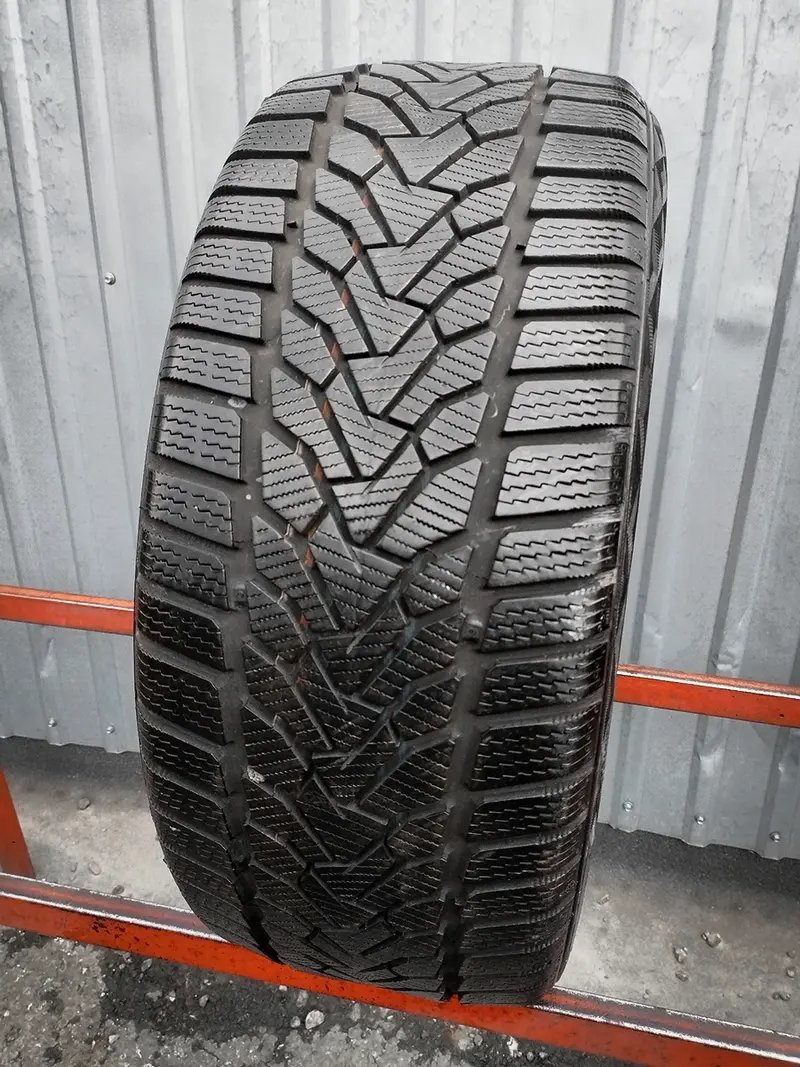 Б/у шина 225/45 R17 Uniroyal AllSeasonExpert 2