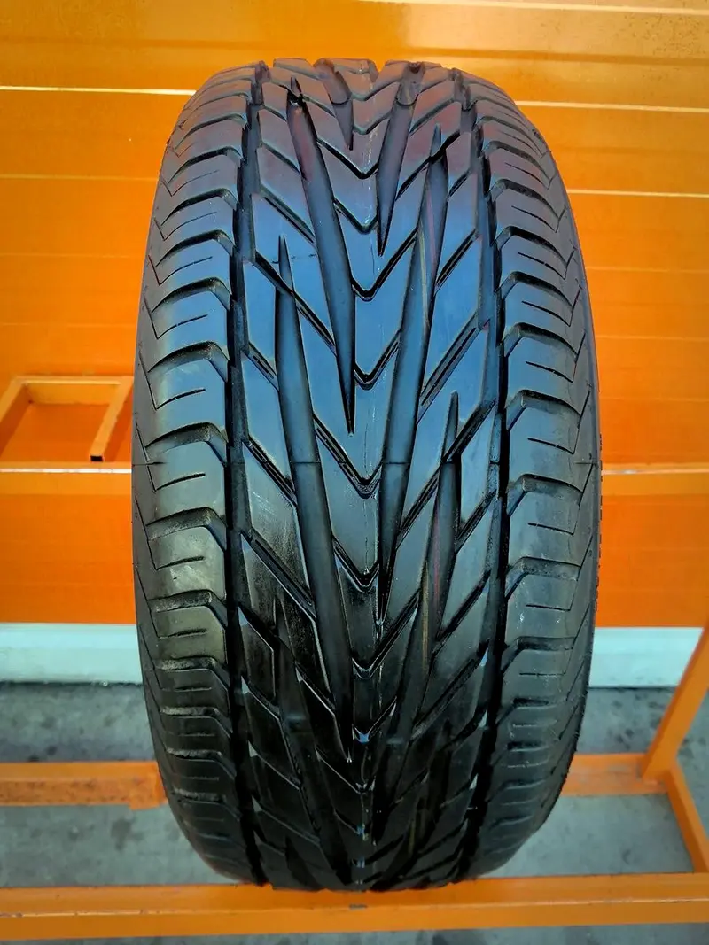 Б/у шина 225/45 R17 Uniroyal Rain Sport 1