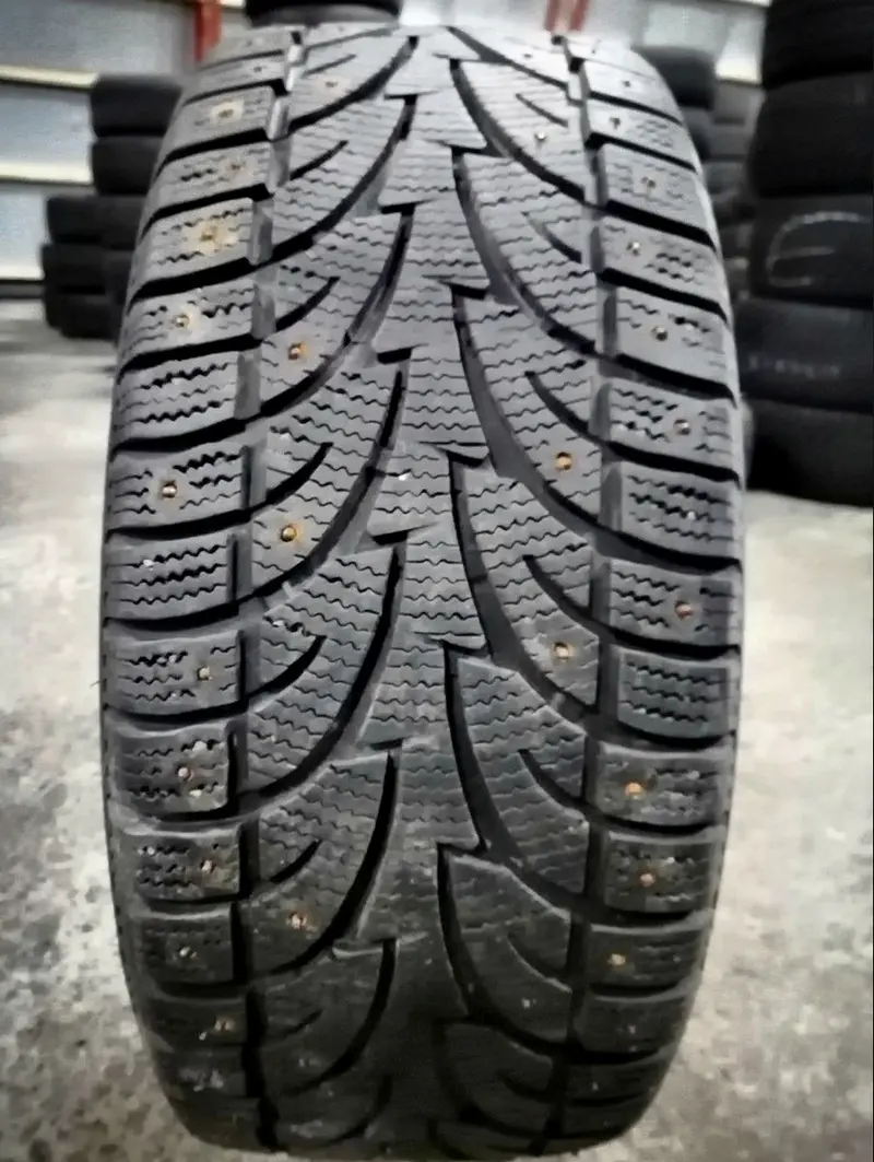 Б/у шина 225/45 R17 Winter Claw Extreme Grip