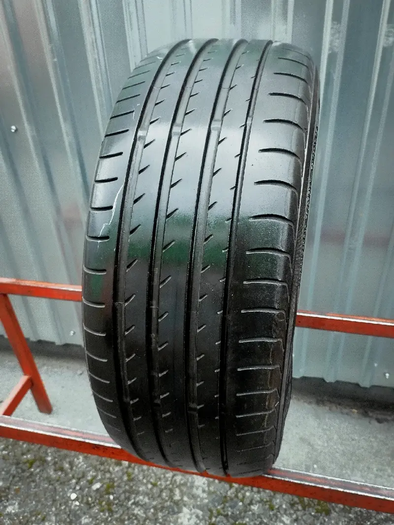 Б/у шина 225/45 R17 Yokohama Advan Sport V105 MO