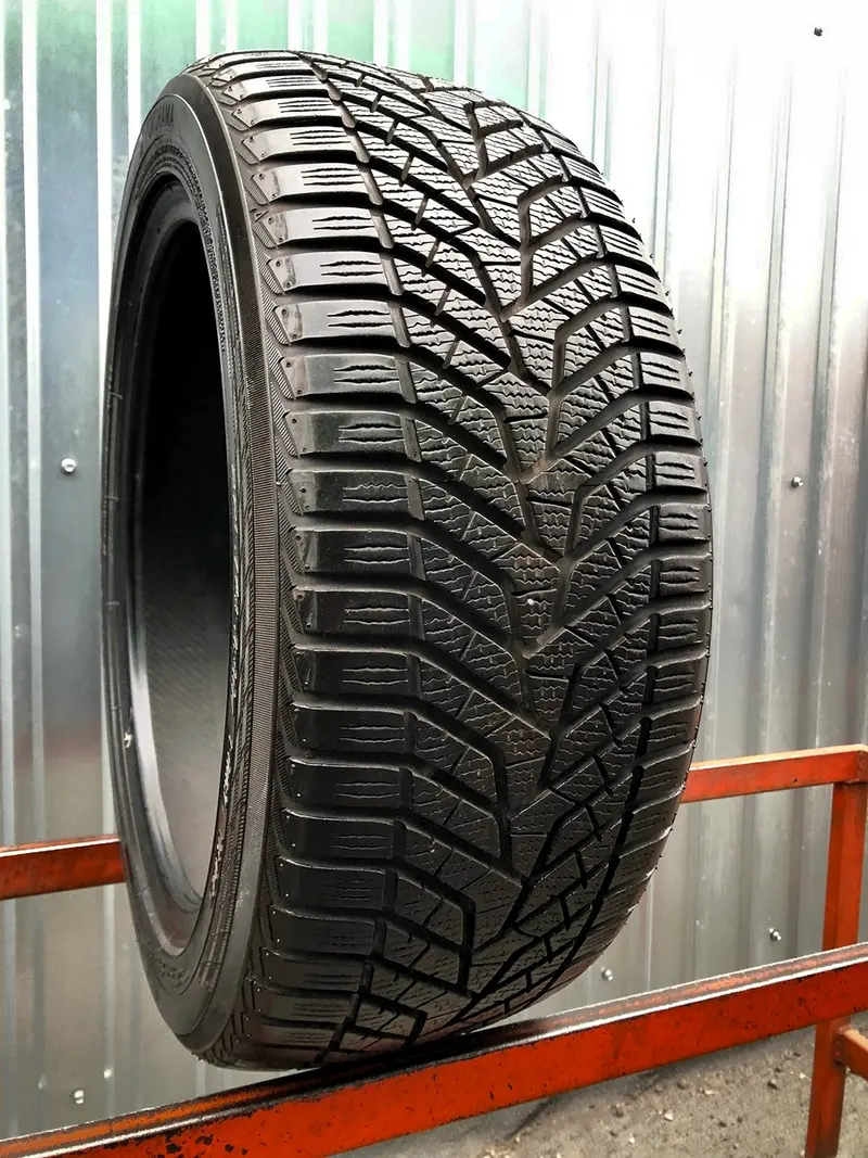 Б/у шина 225/45 R17 Yokohama BluEarth W.Drive V905