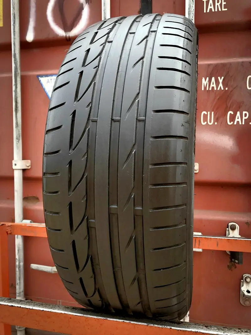 Б/у шина 225/45 R18 Bridgestone Potenza S001