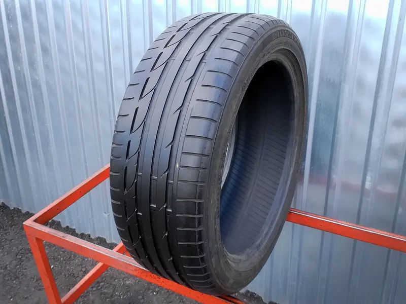 Б/у шина 225/45 R18 Bridgestone Potenza S001 RFT