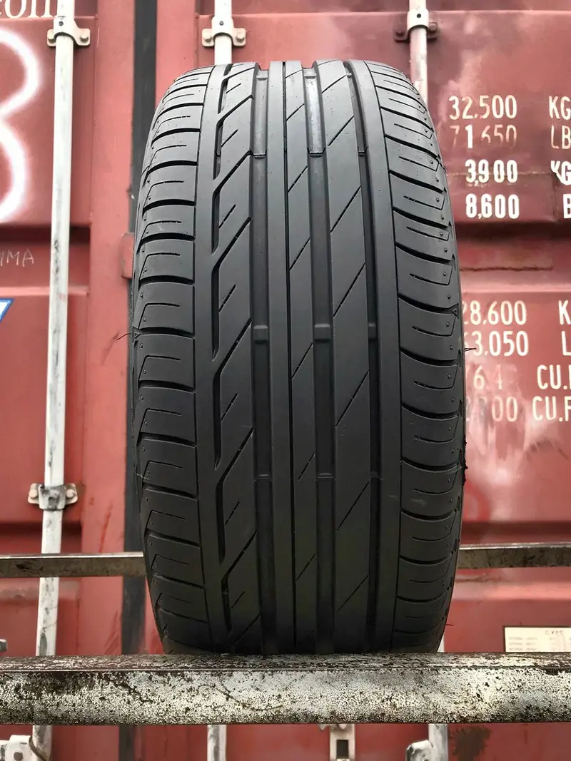 Б/у шина 225/45 R18 Bridgestone Turanza T001