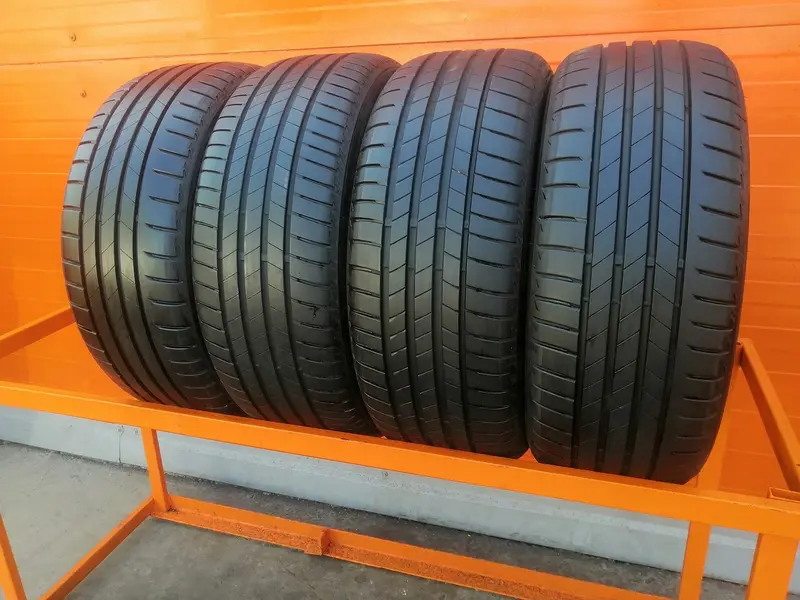 Комплект б/у шин 225/45 R18 Bridgestone Turanza T005