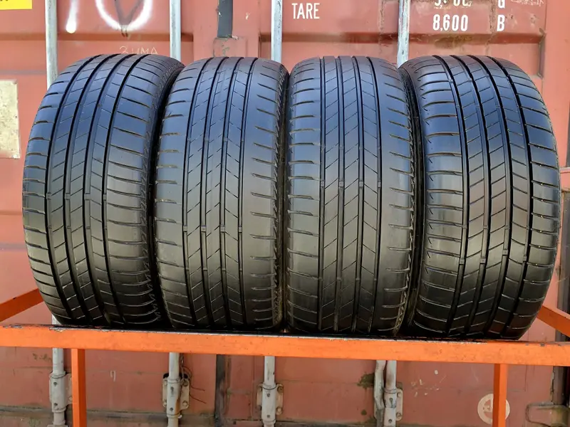 Комплект б/у шин 225/45 R18 Bridgestone Turanza T005