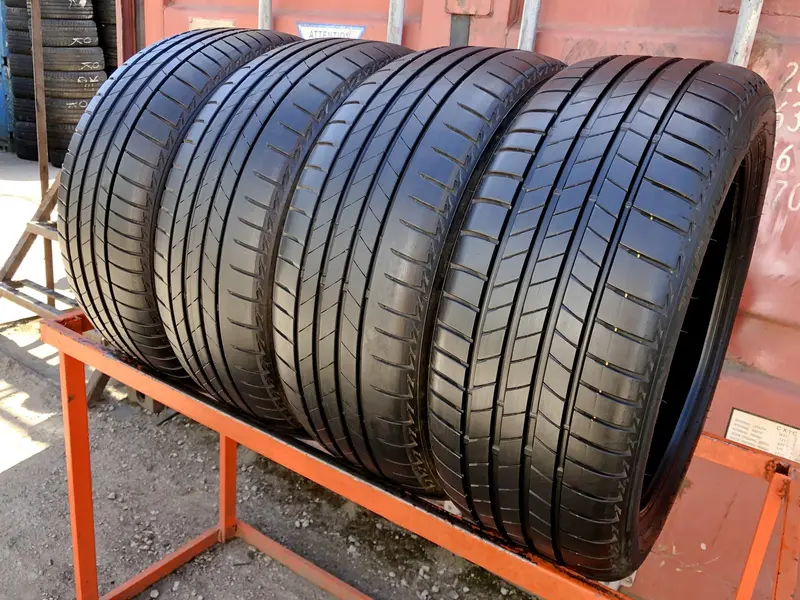 Комплект б/у шин 225/45 R18 Bridgestone Turanza T005