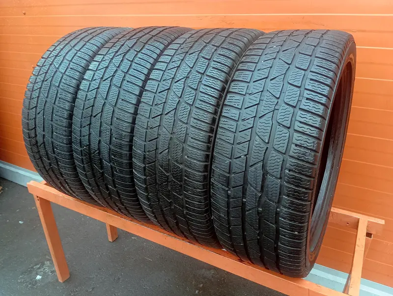 Комплект б/у шин 225/45 R18 Continental ContiWinterContact TS 830 P MOE SSR