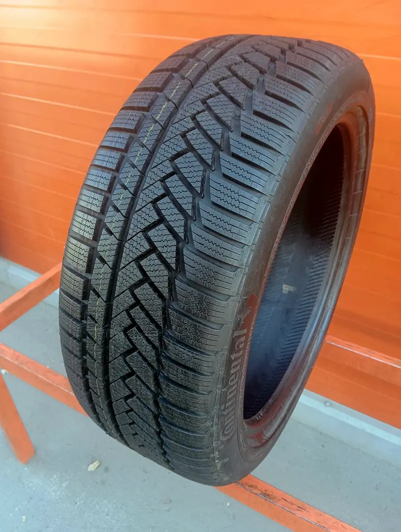 Б/у шина 225/45 R18 Continental ContiWinterContact TS 850 P