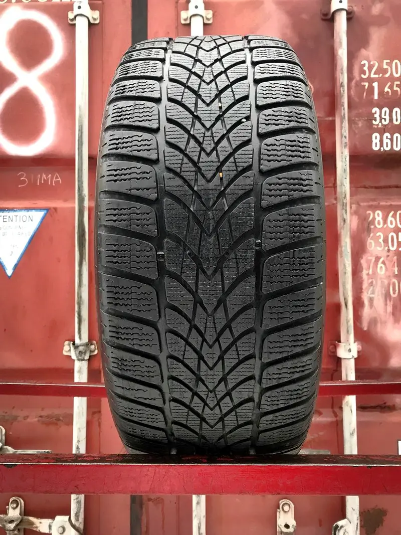 Б/у шина 225/45 R18 Dunlop SP Winter Sport 4D