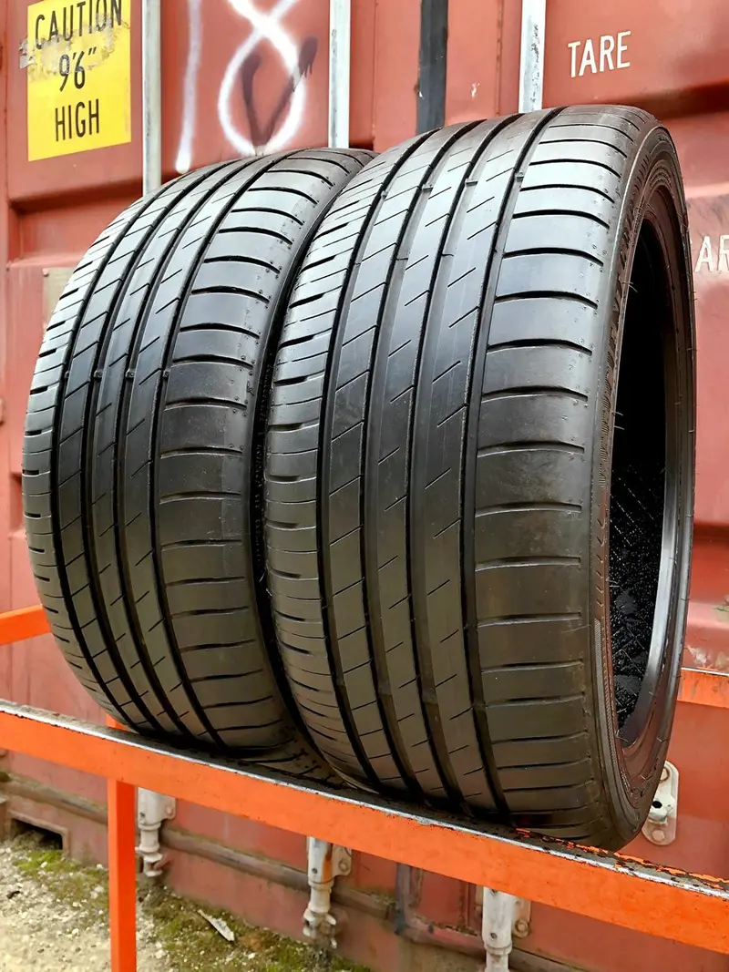 Пара б/у шин 225/45 R18 Goodyear EfficientGrip Performance