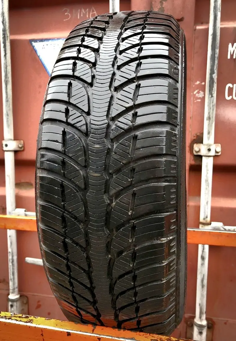 Б/у шина 225/45 R18 Kleber Quadraxer
