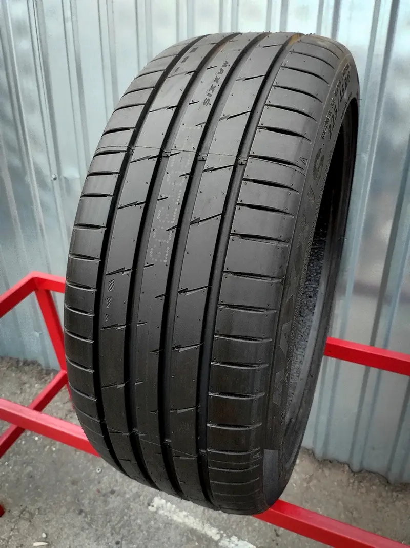 Новая шина 225/45 R18 Maxxis Victra Sport 6 VS6