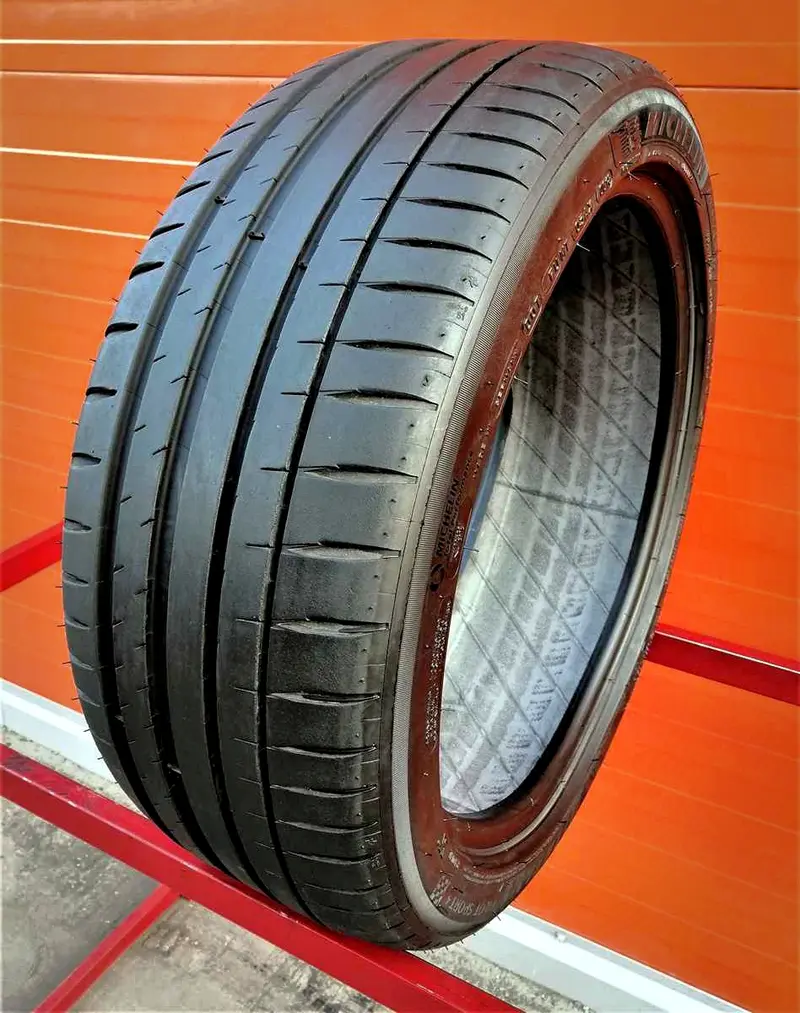 Б/у шина 225/45 R18 Michelin Pilot Sport 4