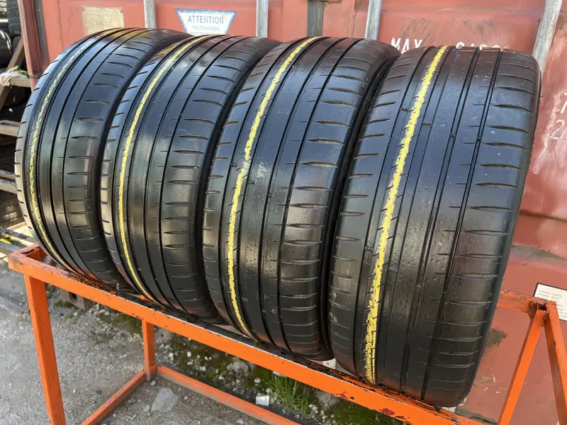 Комплект б/у шин 225/45 R18 Michelin Pilot Sport 4
