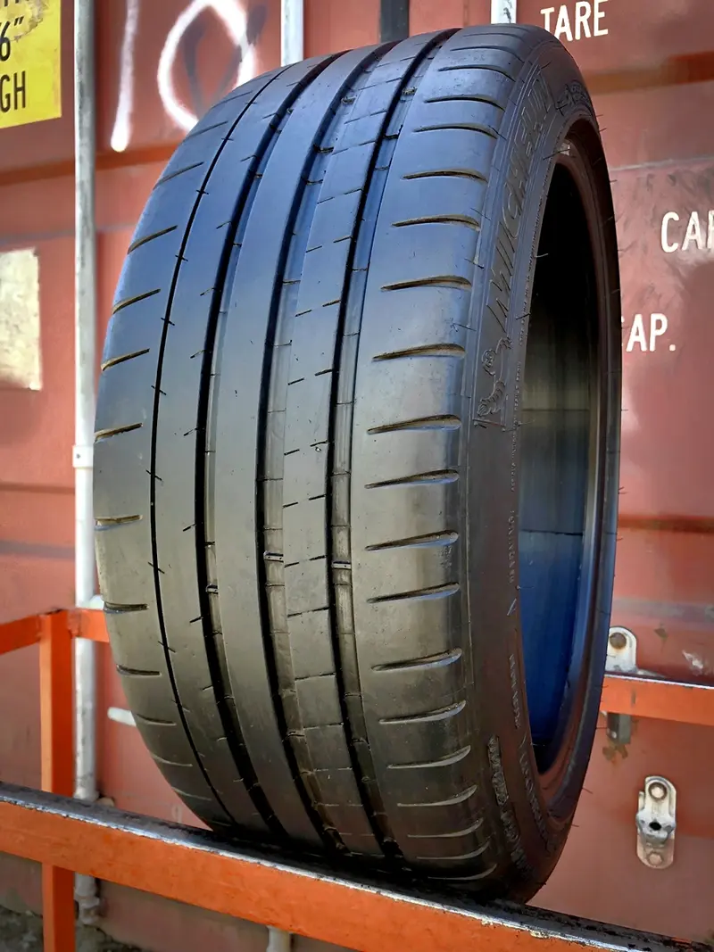 Б/у шина 225/45 R18 Michelin Pilot Super Sport, фото 1