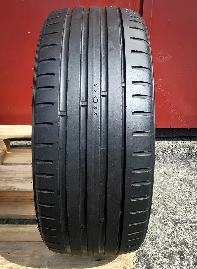 Б/у шина 225/45 R18 Nokian Z G2