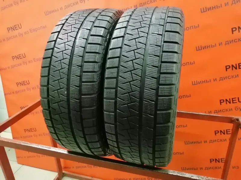 Пара б/у шин 225/45 R18 Pirelli Ice Asimmetrico