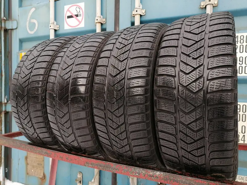 Комплект б/у шин 225/45 R18 Pirelli Winter Sottozero 3, фото 1