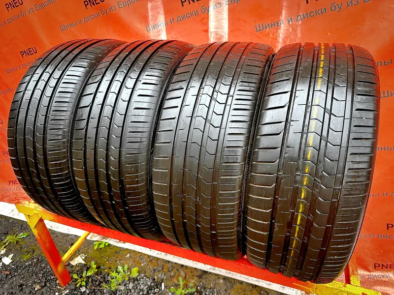 Комплект б/у шин 225/45 R18 Vredestein Ultrac Satin