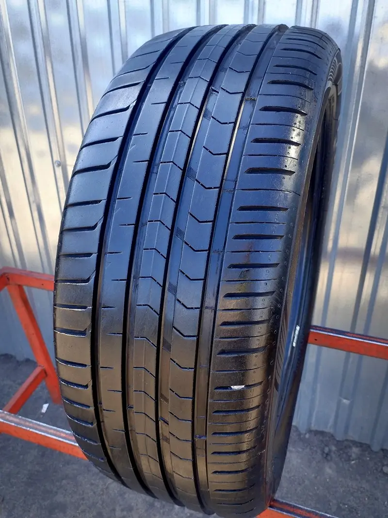Б/у шина 225/45 R18 Vredestein Ultrac Satin MO