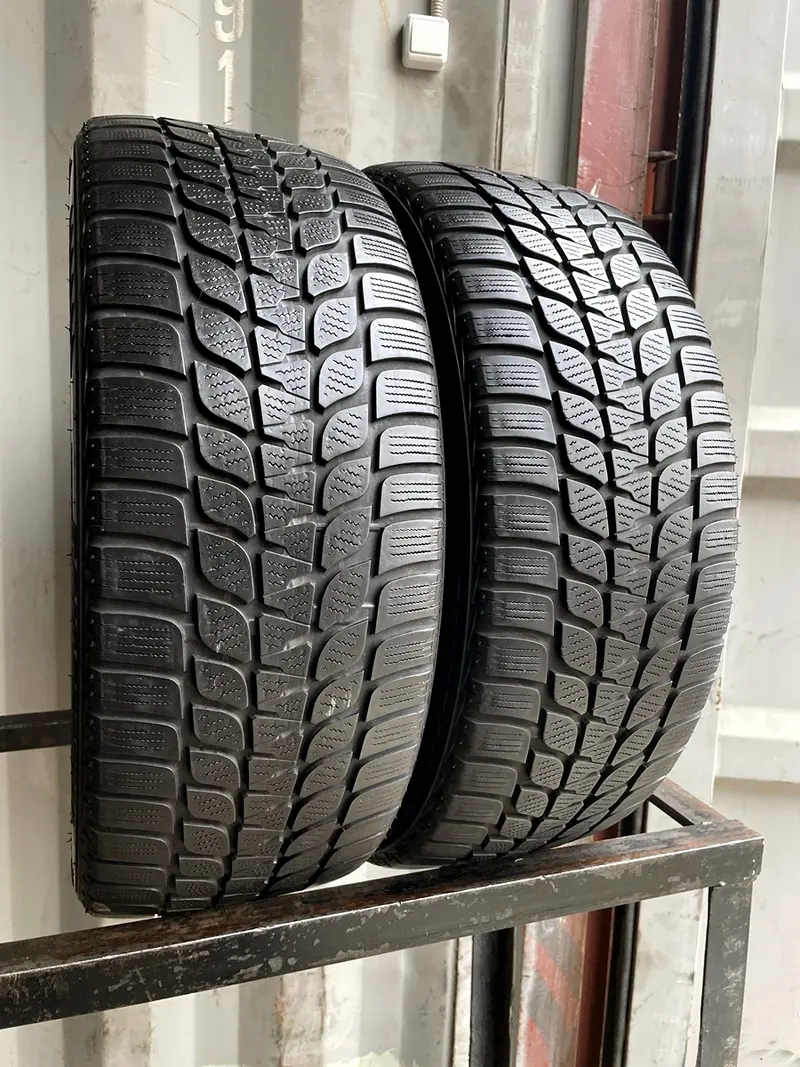 Пара б/у шин 225/45 R19 Bridgestone Blizzak LM25