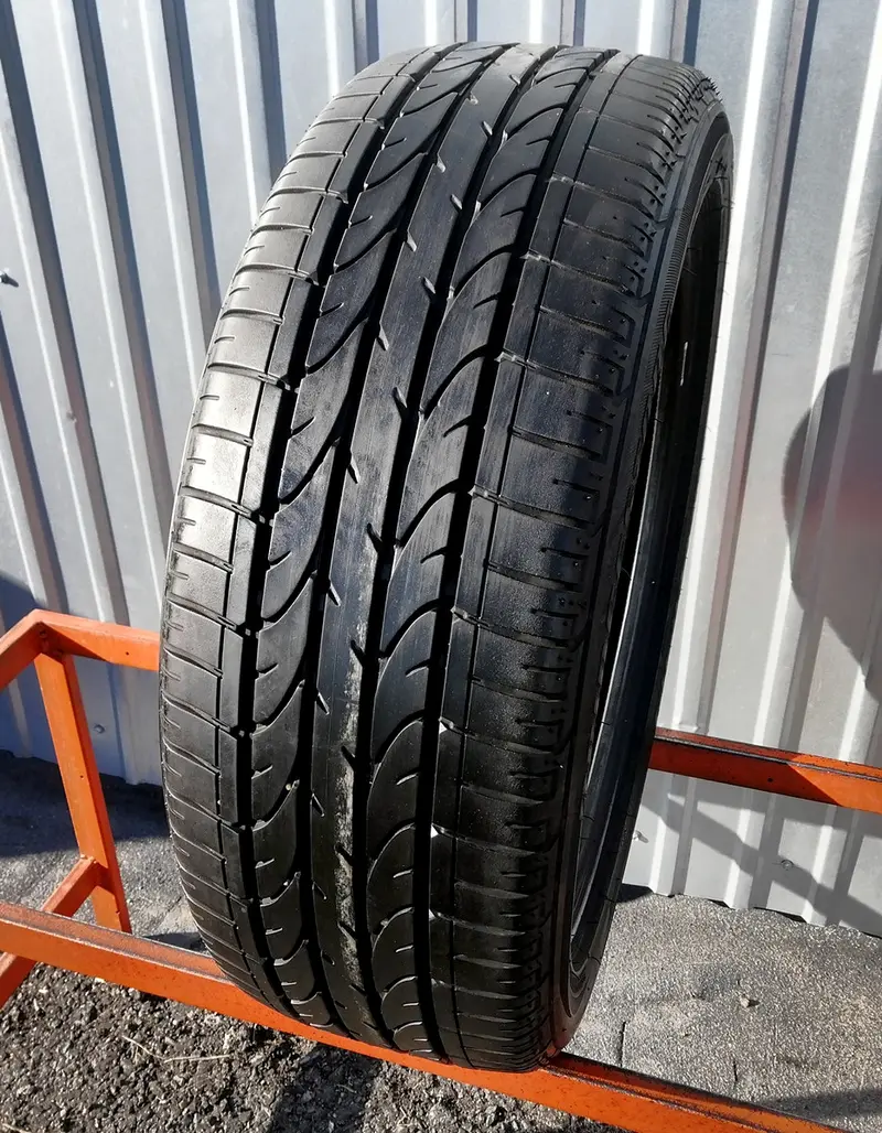 Б/у шина 225/45 R19 Bridgestone Dueler H/P Sport