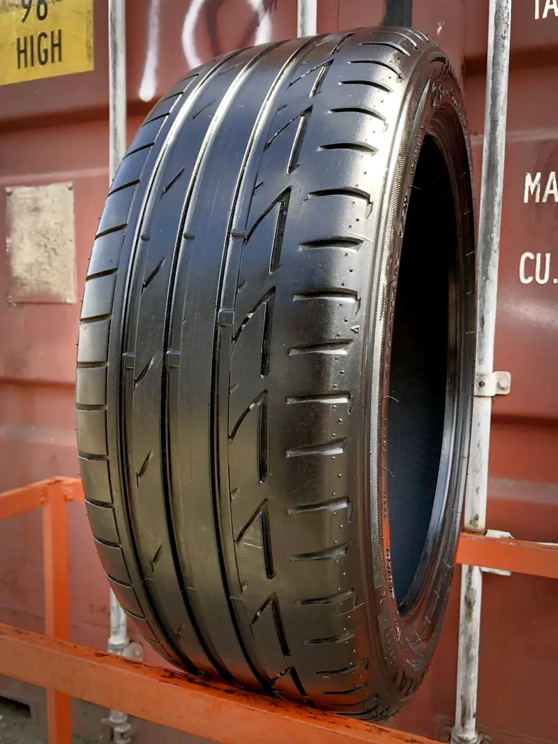 Б/у шина 225/45 R19 Bridgestone Potenza S001 RFT, фото 1