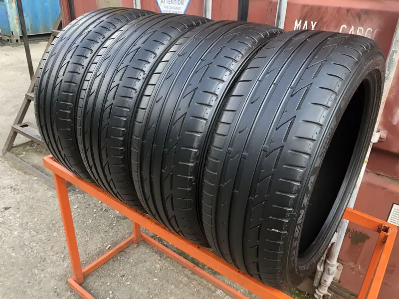 Комплект б/у шин 225/45 R19 Bridgestone Potenza S001 RFT, фото 1