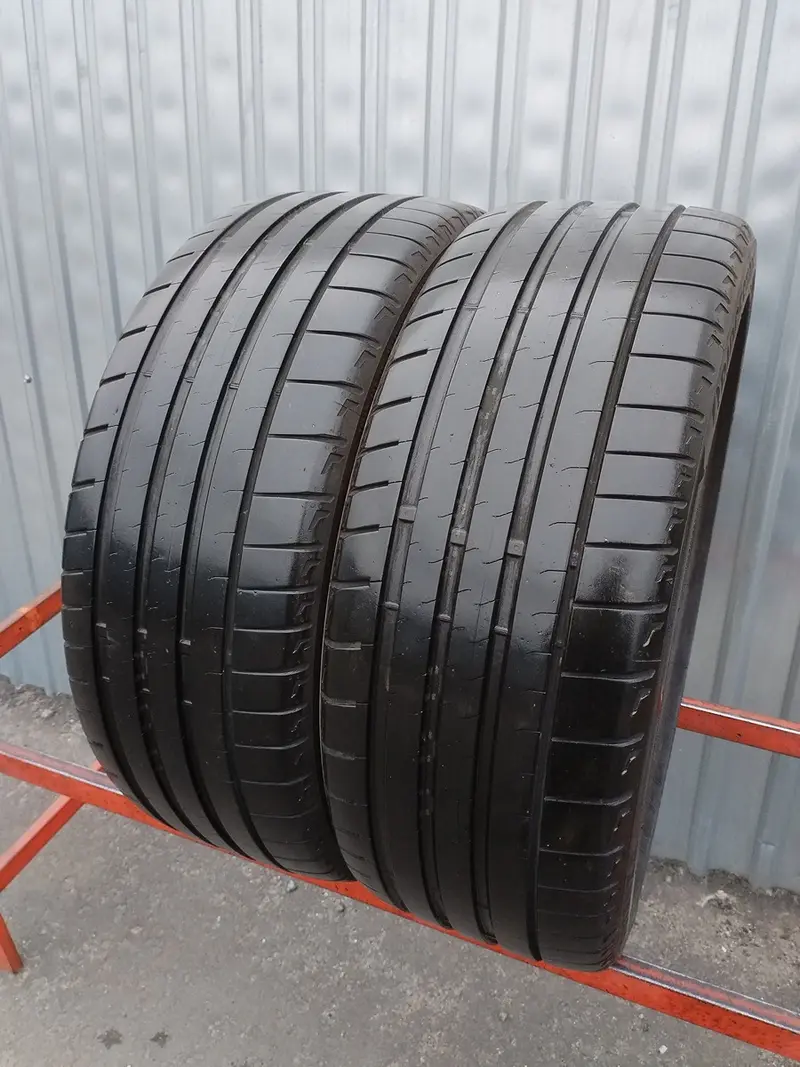 Пара б/у шин 225/45 R19 Bridgestone Potenza Sport