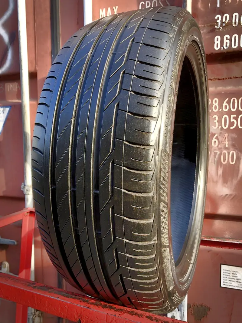 Б/у шина 225/45 R19 Bridgestone Turanza T001, фото 1