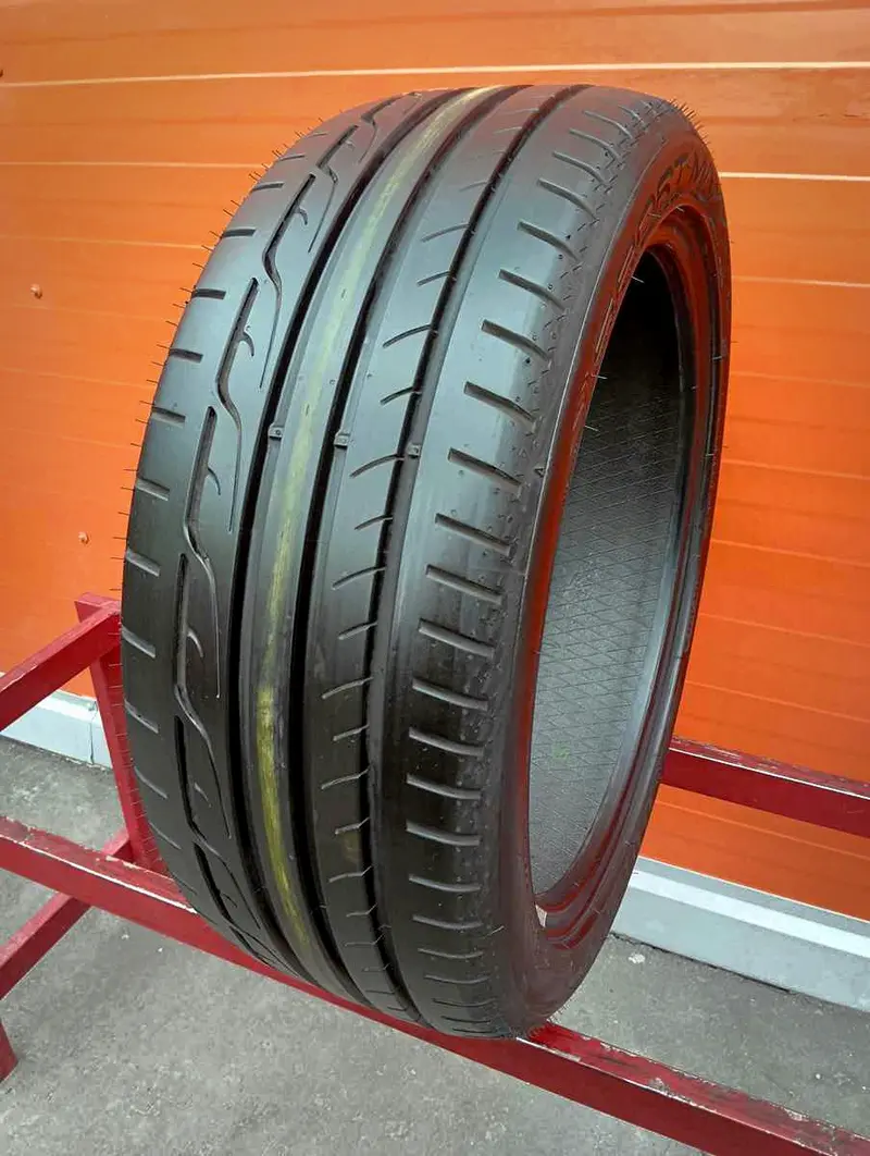 Б/у шина 225/45 R19 Dunlop SP Sport Maxx RT