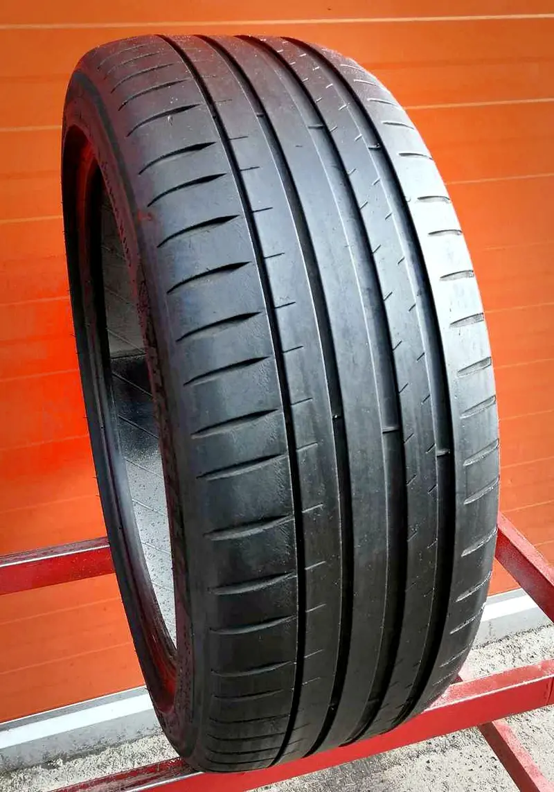 Б/у шина 225/45 R19 Michelin Pilot Sport 4