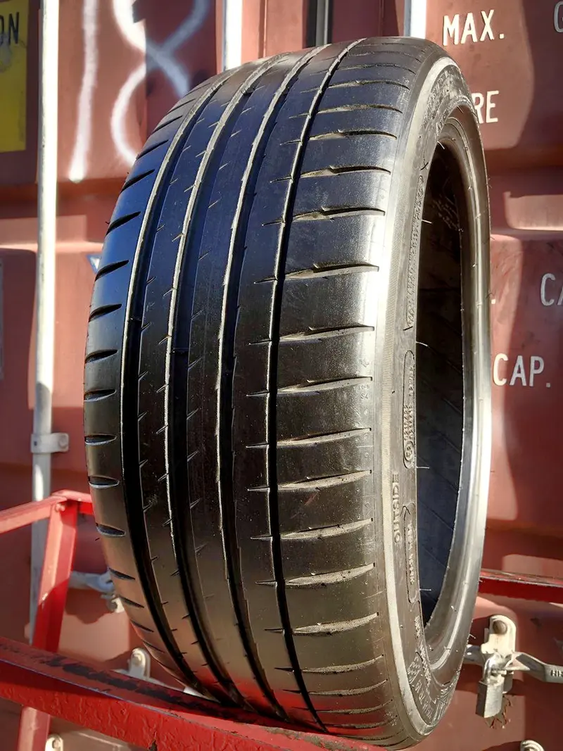 Б/у шина 225/45 R19 Michelin Pilot Sport 4
