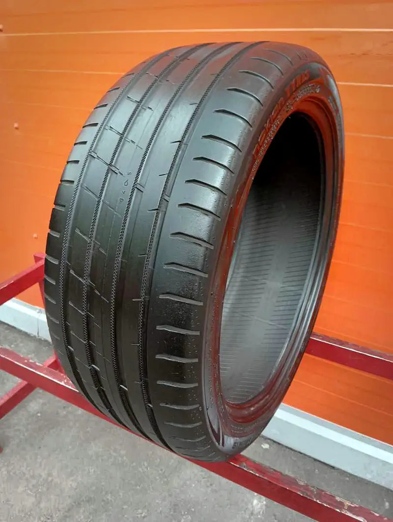 Б/у шина 225/45 R19 Nokian Powerproof, фото 1