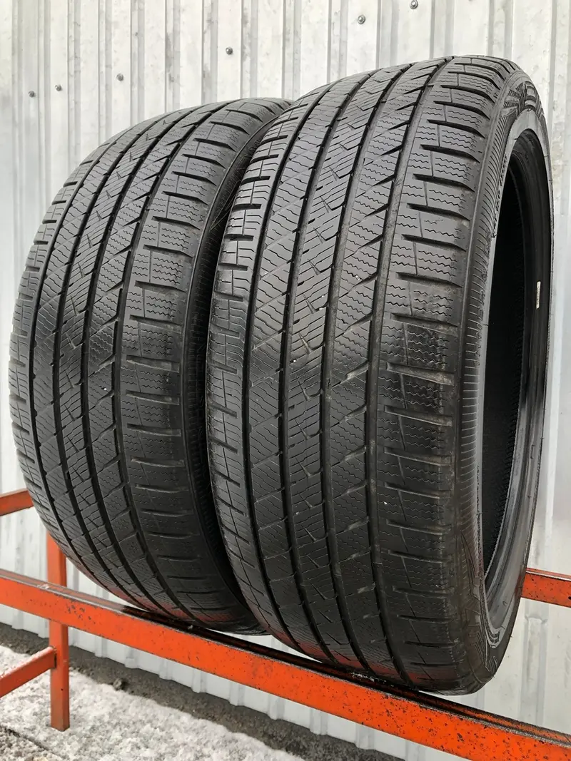 Пара б/у шин 225/45 R19 Vredestein Quatrac PRO