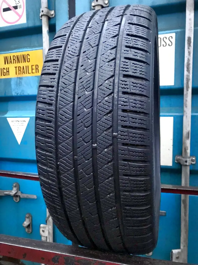 Б/у шина 225/45 R19 Vredestein Quatrac PRO, фото 1