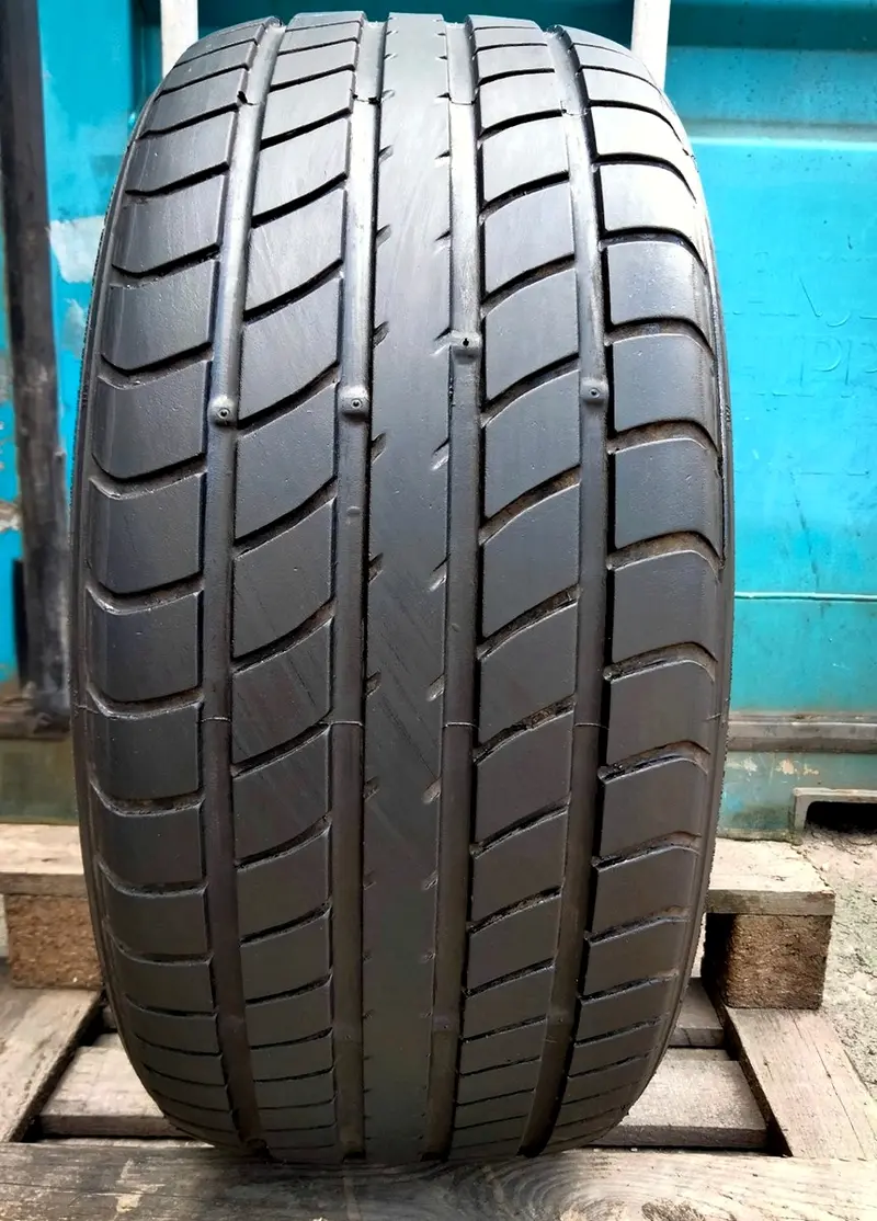 Б/у шина 225/50 R16 Dunlop SP Sport 2000E