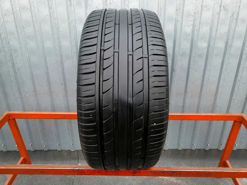 Б/у шина 225/50 R16 Goodride SA-37