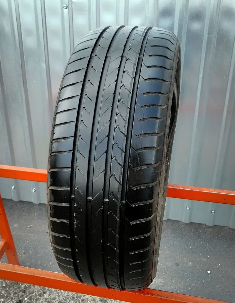 Б/у шина 225/50 R16 Goodyear EfficientGrip