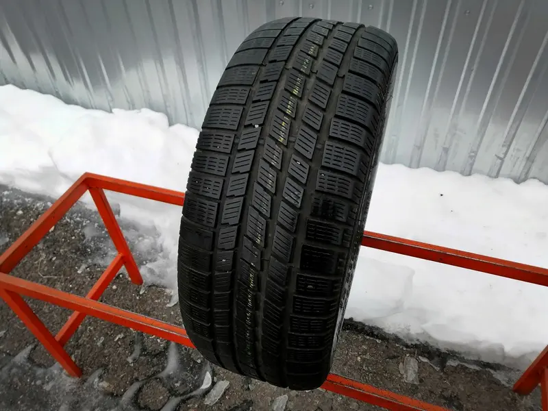 Б/у шина 225/50 R16 Pirelli Winter 210 Snowsport