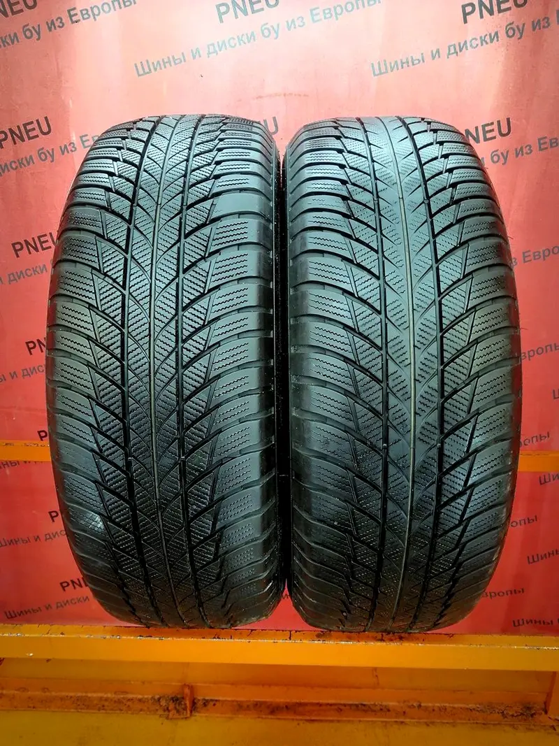 Пара б/у шин 225/50 R17 Bridgestone Blizzak LM-001 RunFlat