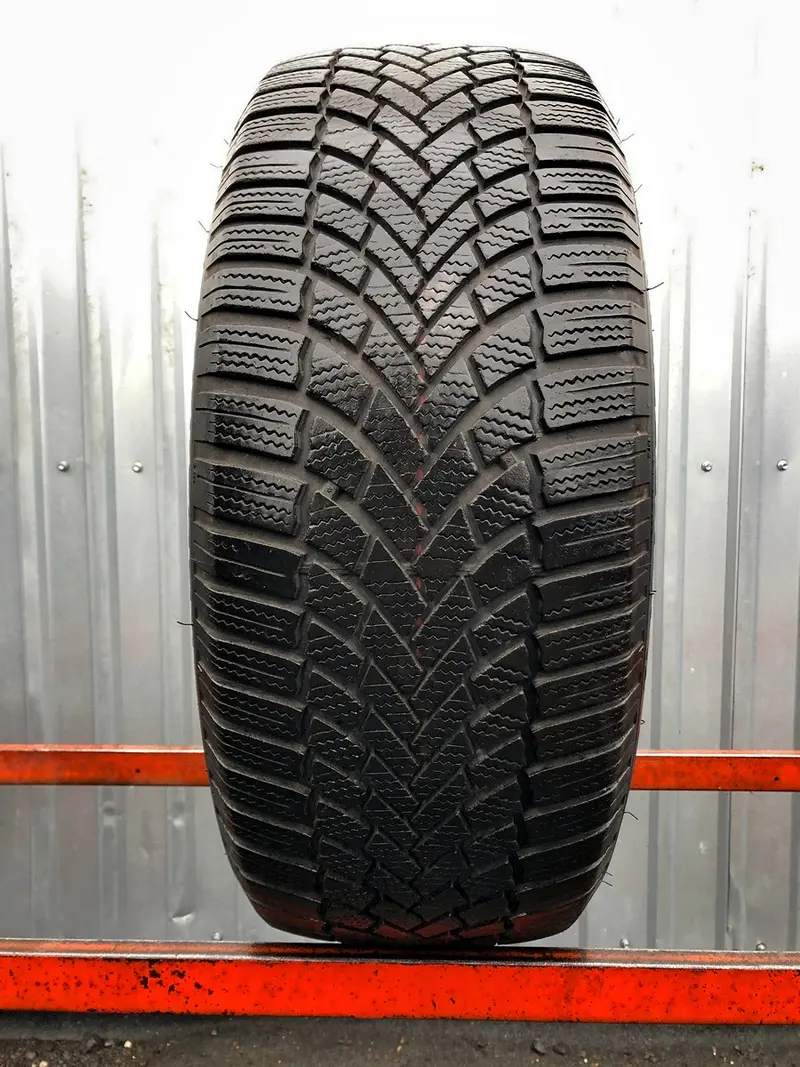 Б/у шина 225/50 R17 Bridgestone Blizzak LM-005 RunFlat, фото 1