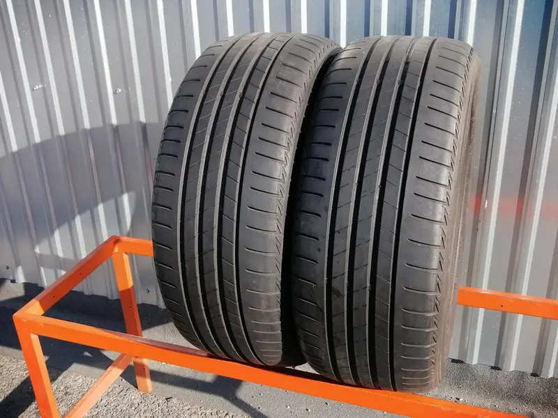 Пара б/у шин 225/50 R17 Bridgestone Turanza T005