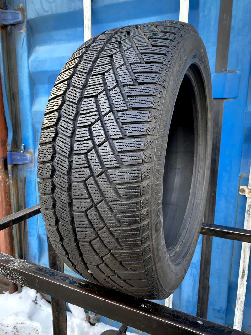 Б/у шина 225/50 R17 Continental ContiVikingContact 5