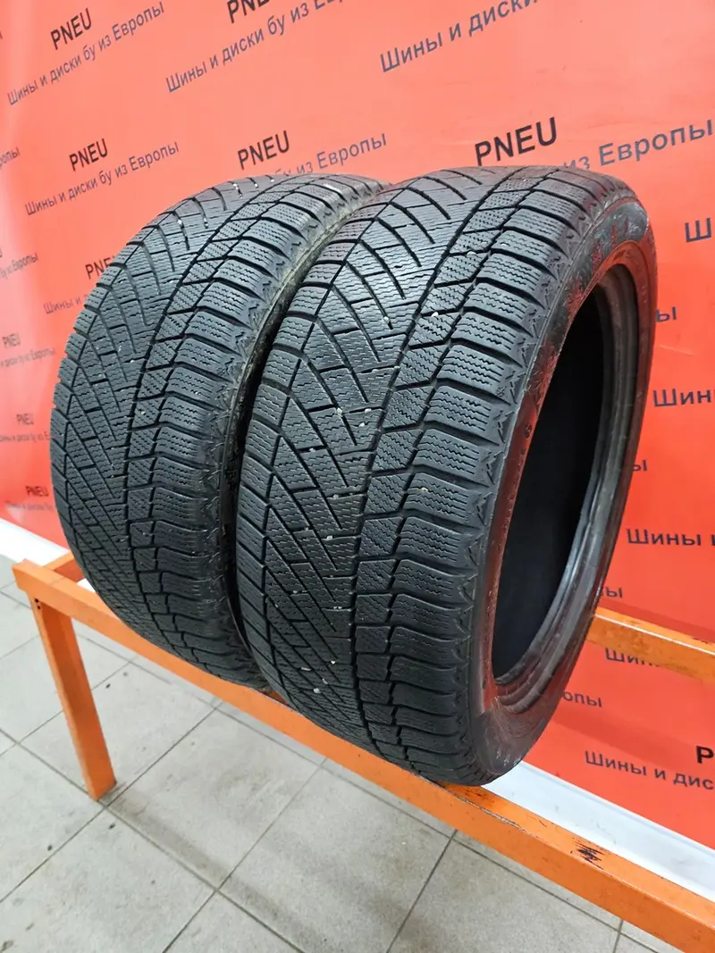 Пара б/у шин 225/50 R17 Continental ContiVikingContact 6