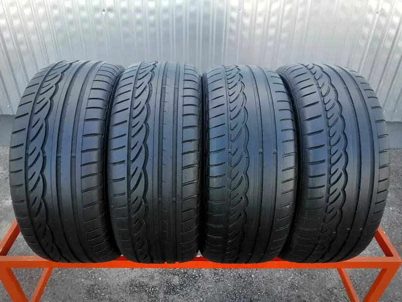 Комплект б/у шин 225/50 R17 Dunlop SP Sport 01