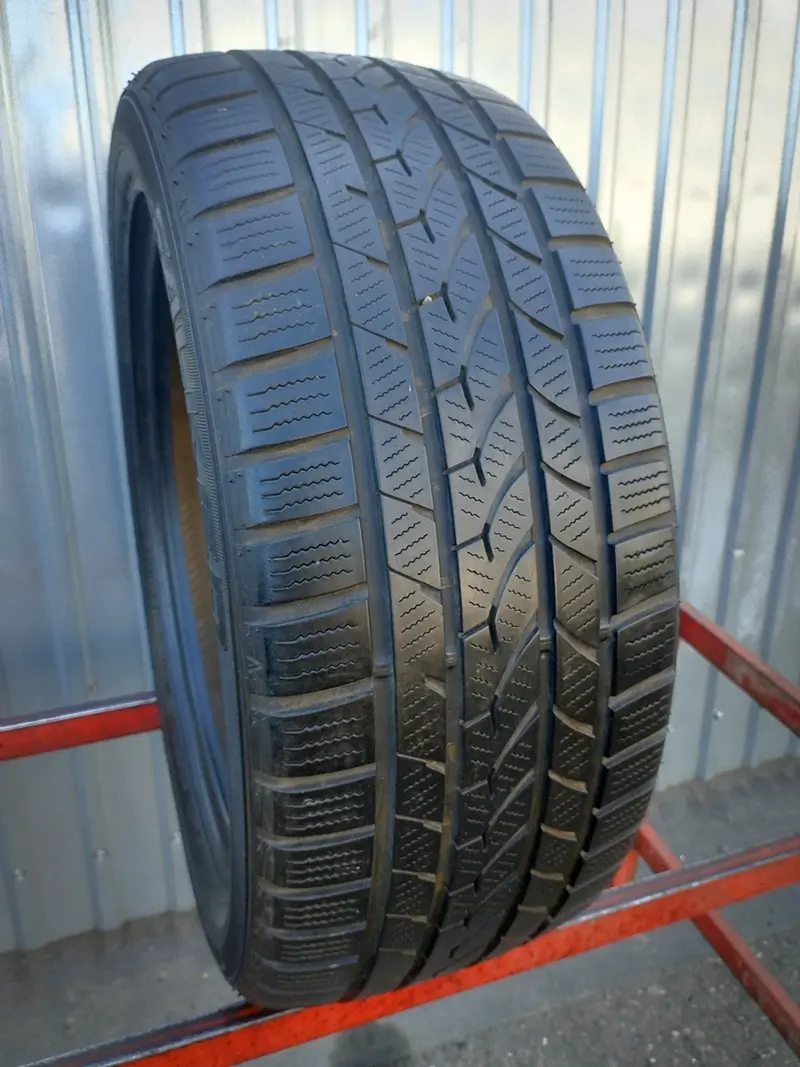Б/у шина 225/50 R17 Falken Eurowinter HS-439