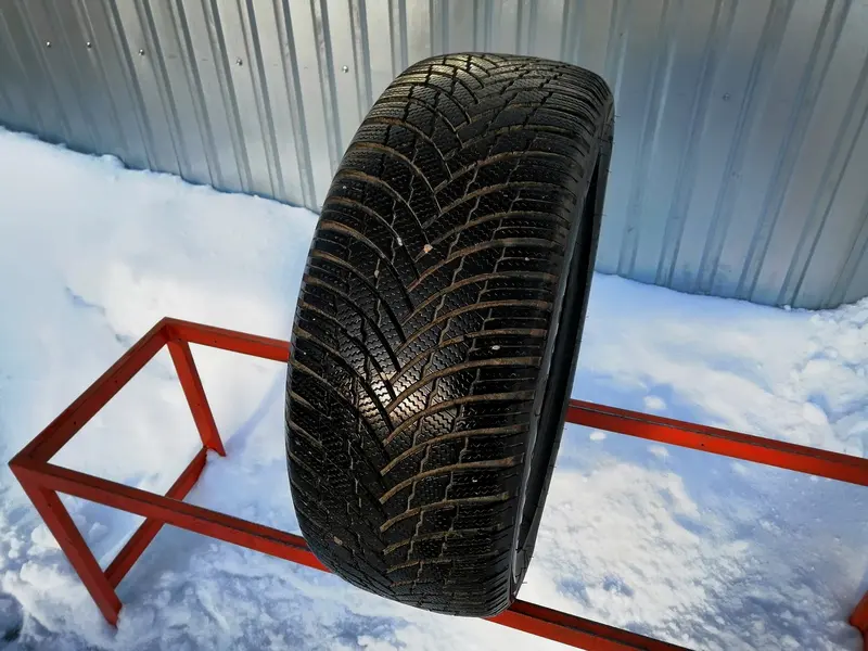 Б/у шина 225/50 R17 Firestone Winterhawk 4