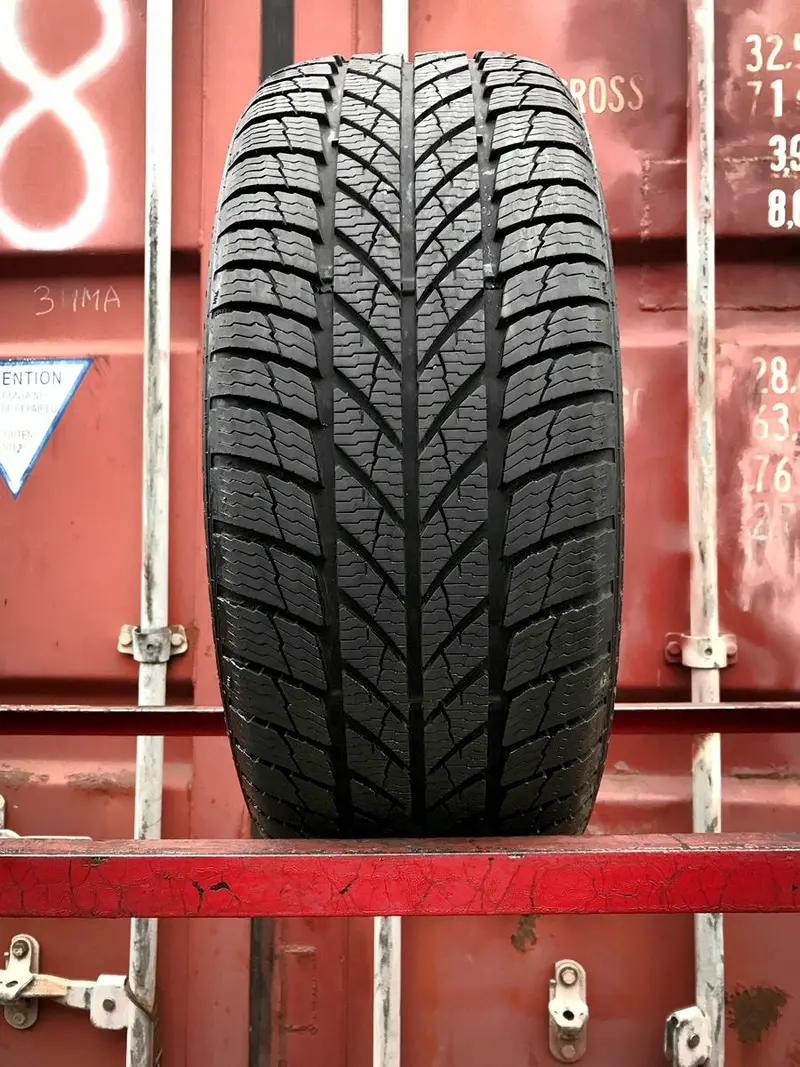 Б/у шина 225/50 R17 Gislaved Euro Frost 5